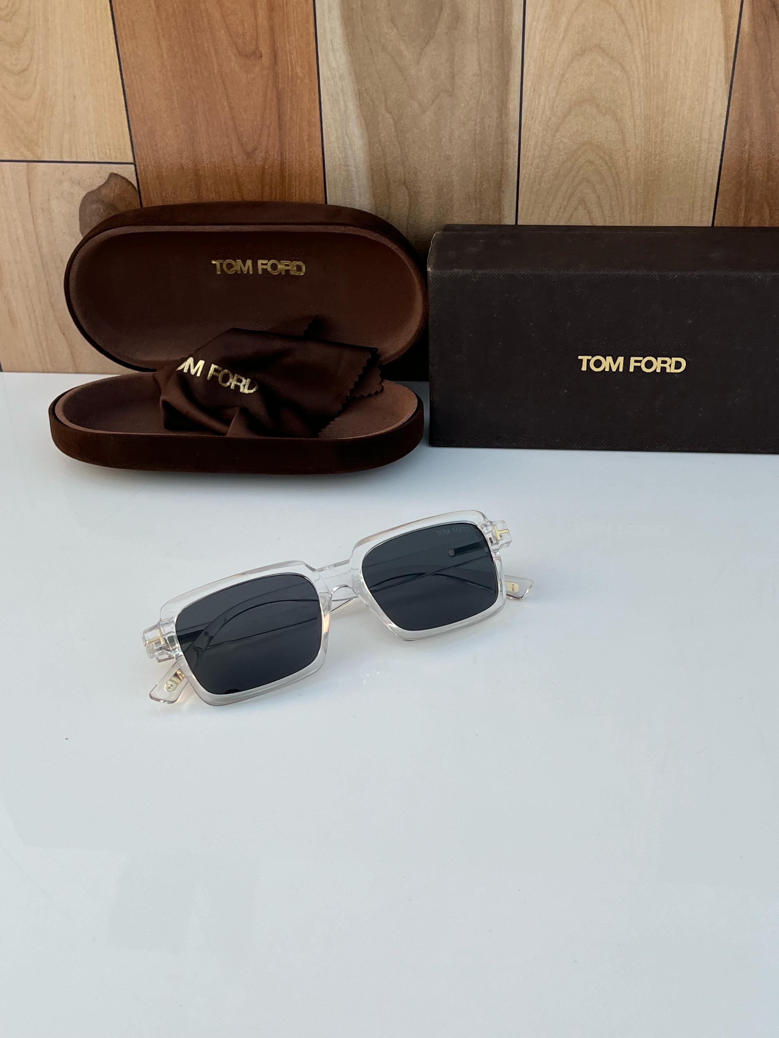 Tom_Ford 1146 transparent black