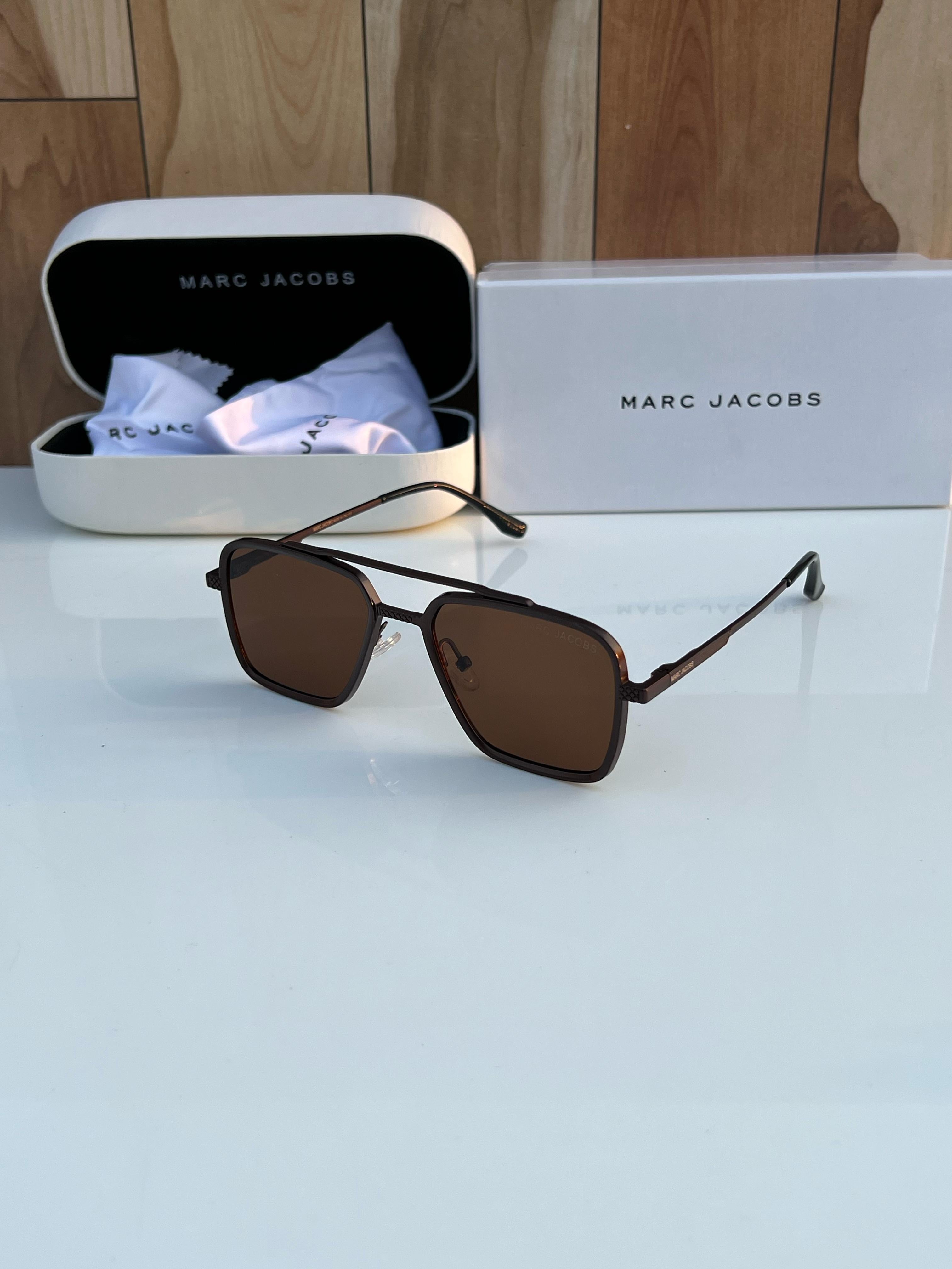 Mar_c Jacob’s 505 brown A