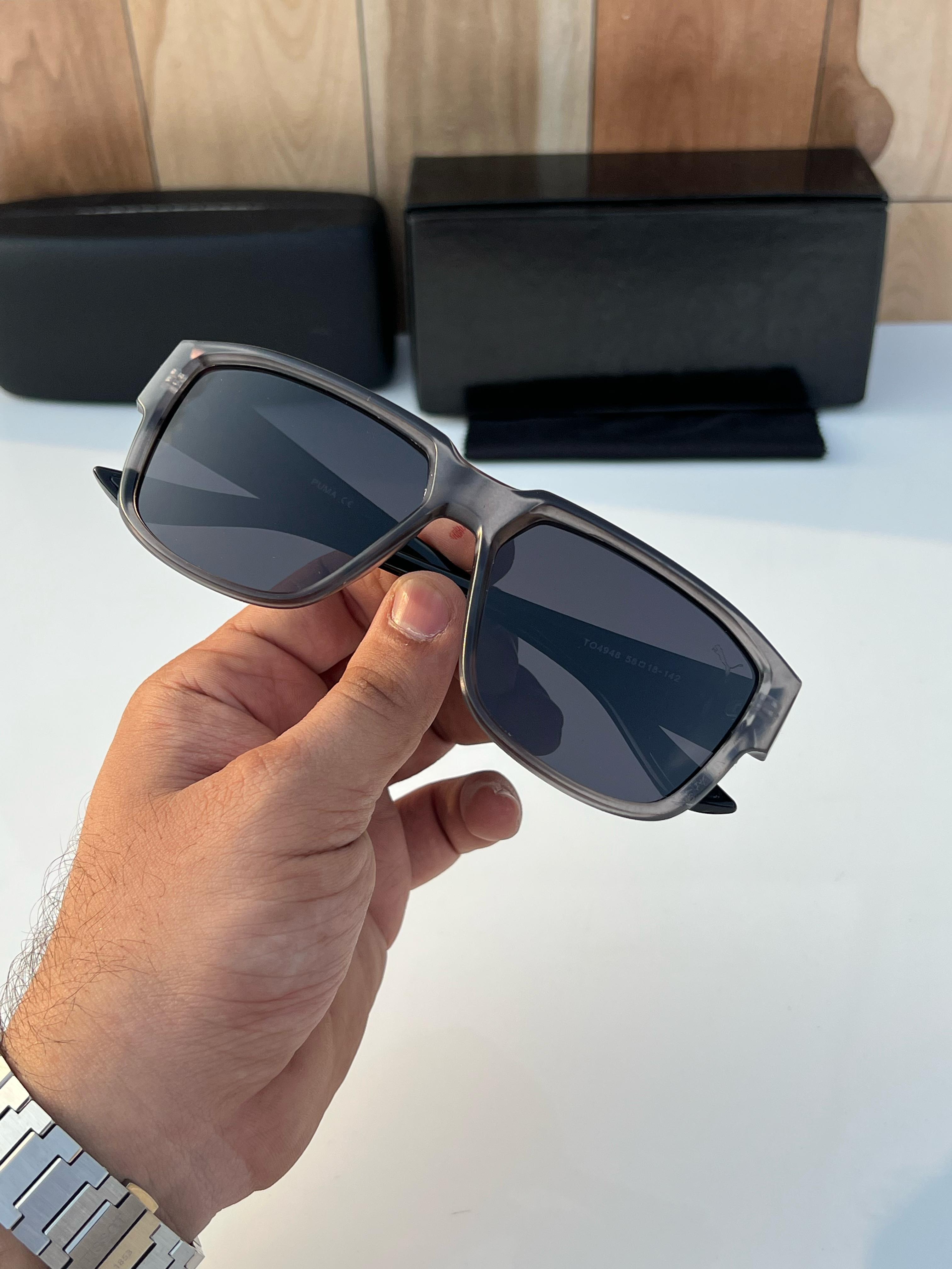 Pu_ma 4948 grey black A