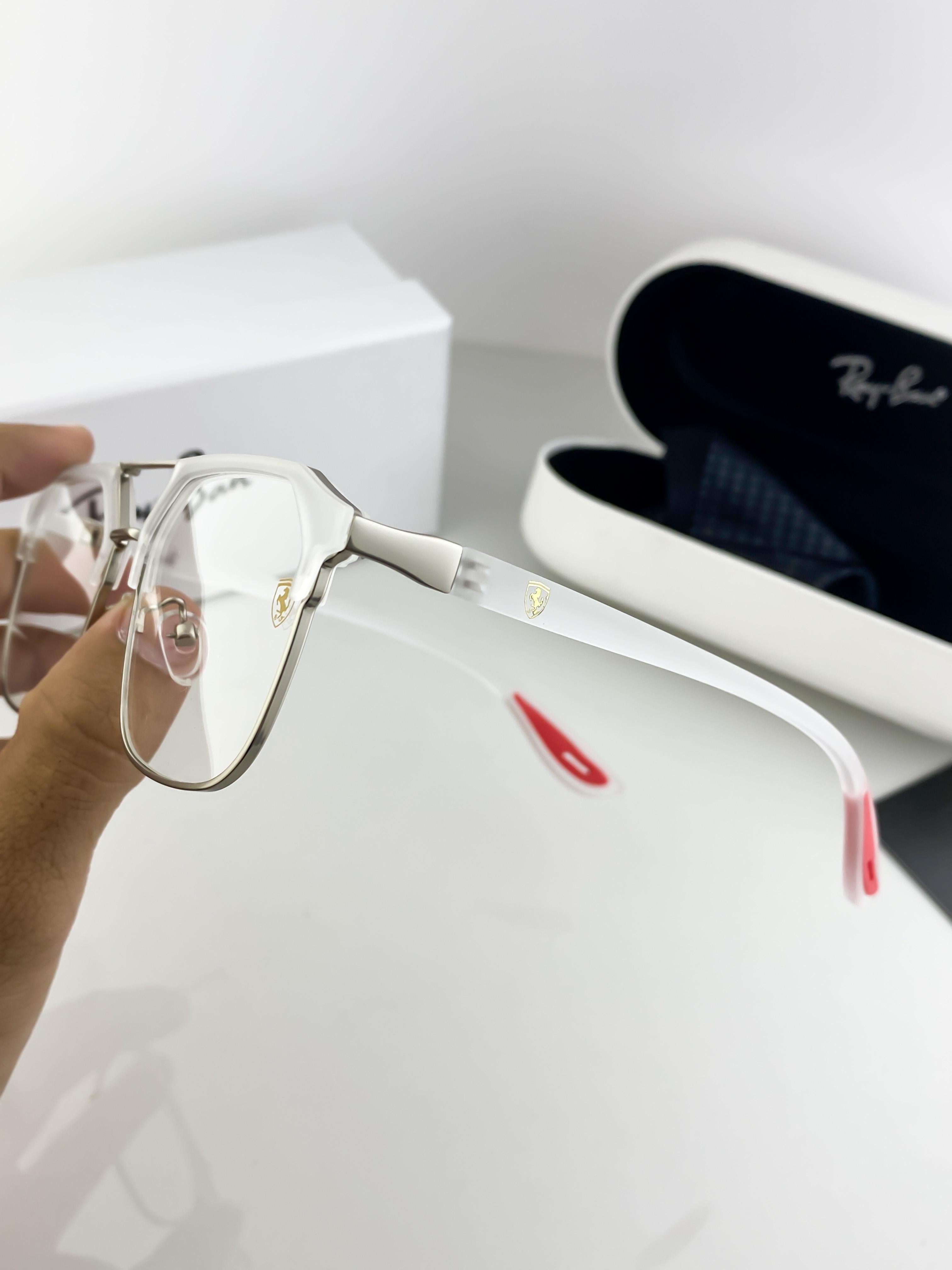 RAY_ 04 WHITE RED PLANO B