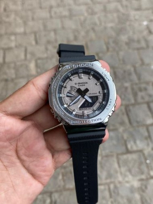 G shoc_k Gm 2100